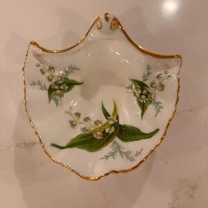Hammersley Fine Bone China Eng “Lily Of The Valley” Pattern Small Shell Dish 4"